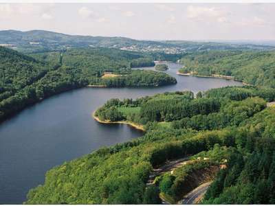 Zone touristique à vendre de 12 000m² en Corrèze