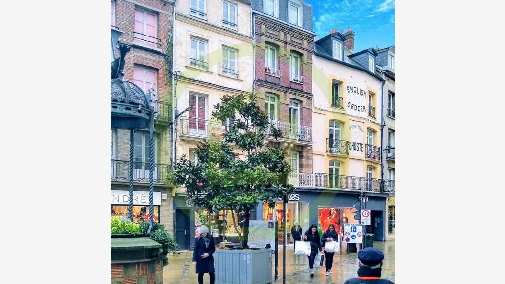 Cède belle franchise habillement grande rue Dieppe
