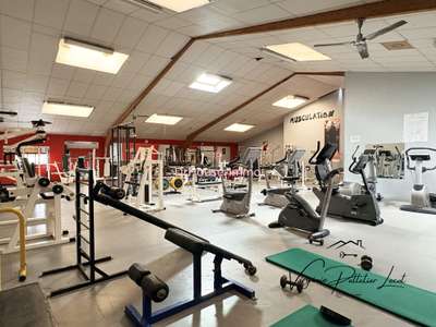 Vente bâtiment + fonds salle de sport à Fontenay