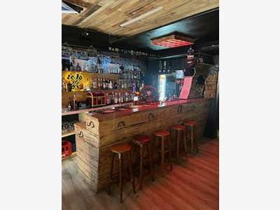 Vente bar ambiance centre ville de Laon