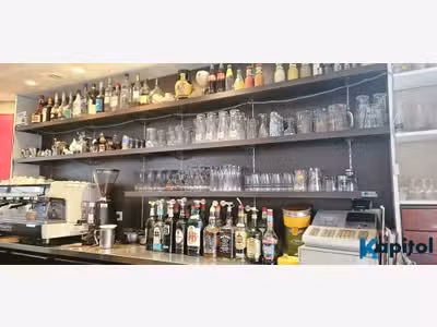 Vente bar brasserie angle quartier animé Paris 10