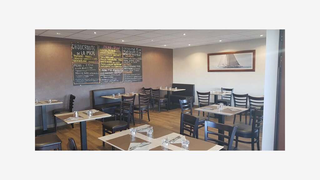 Vente bar crêperie bel empl face port Le Croisic