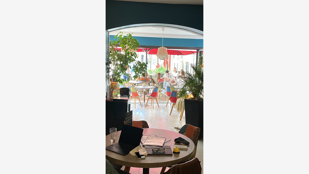A vendre affaire saisonnière de charme à Bonnieux