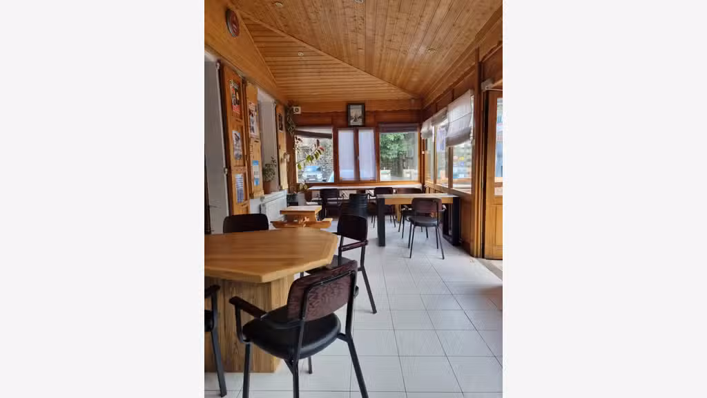 Vente bar restaurant village très touristique 04