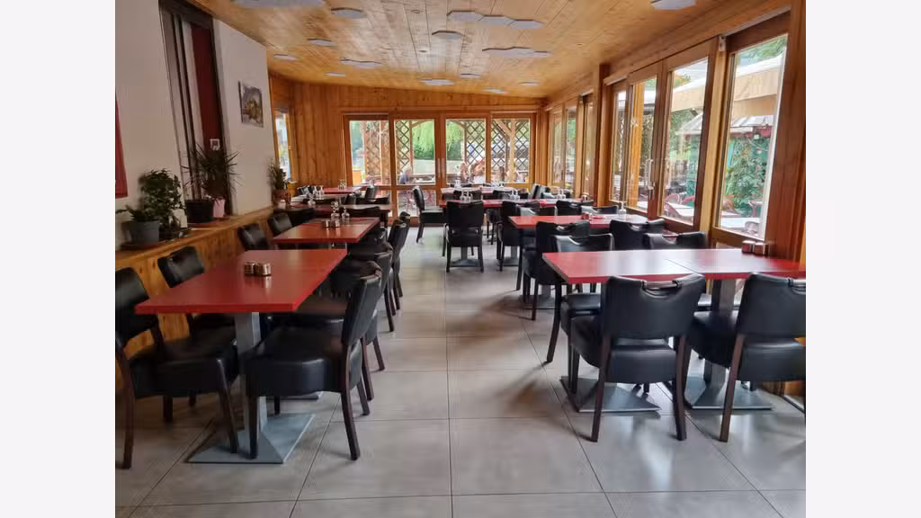 Vente bar restaurant village très touristique 04