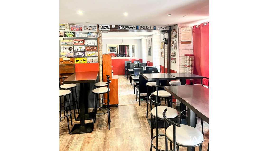 Bar brasserie à Domont