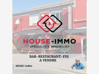 AV restaurant bar lic IV 162m² empl strat Falleron