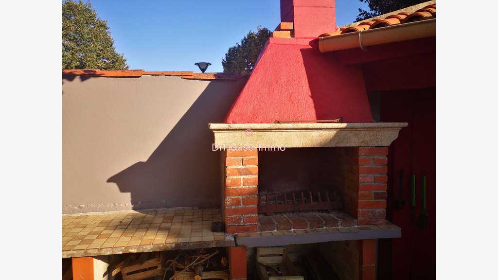 AV restaurant bar lic IV 162m² empl strat Falleron
