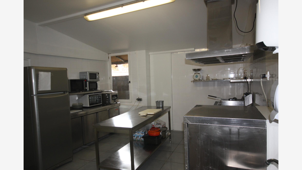 Vente bar petite brasserie en petit village 33