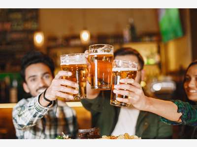 Cède bail bar clientèle locale à Laval (53)