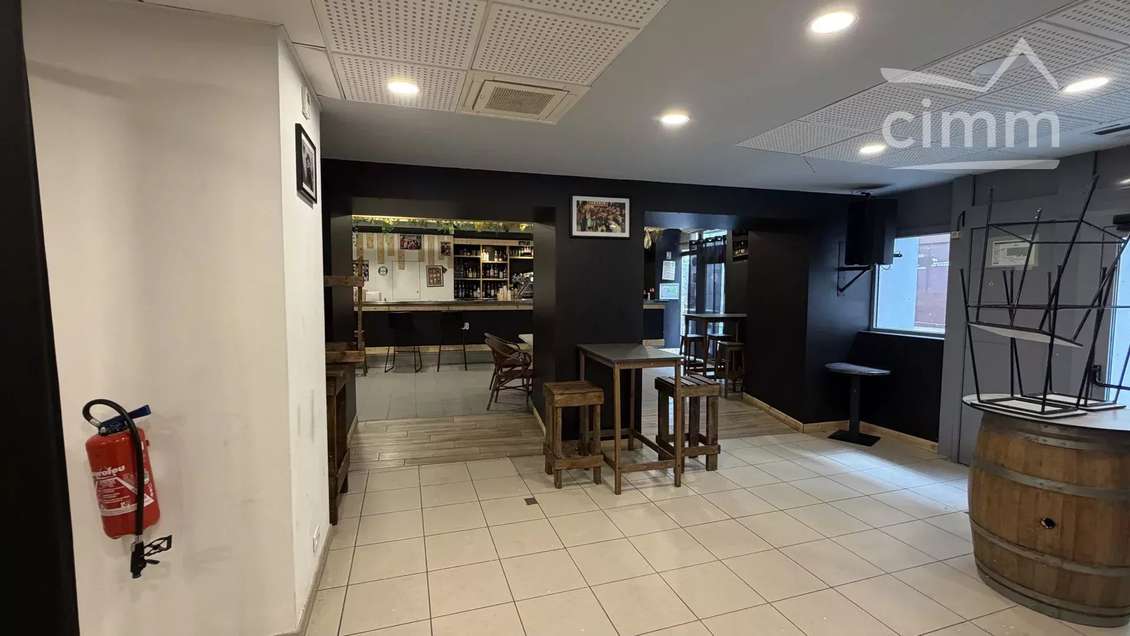 A vendre bar restaurant à Limoux République 