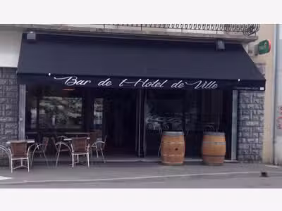 Vendre bar PMU avec terrasse hyper centre Lourdes