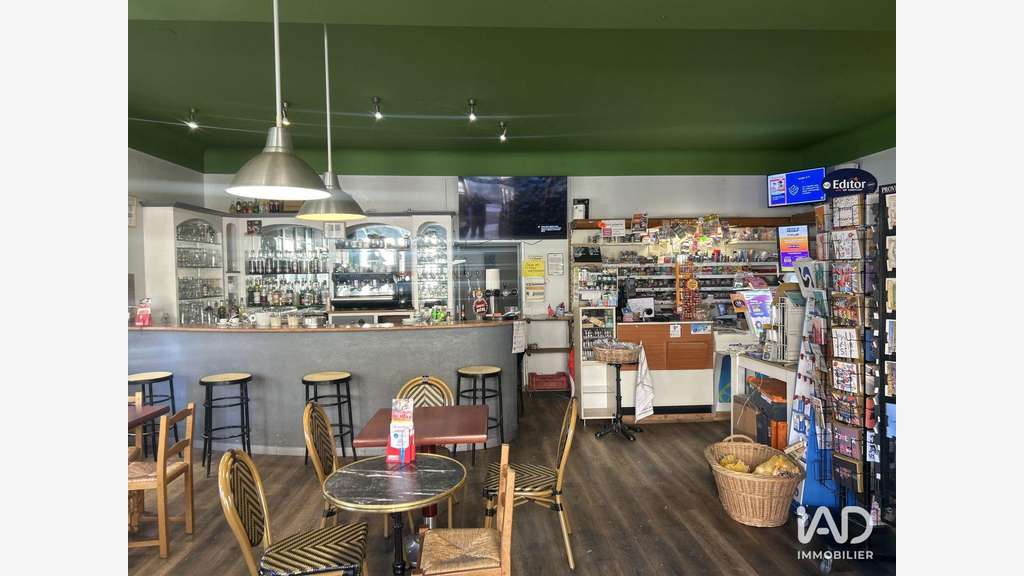 Bar tabac à Montbrun-les-Bains
