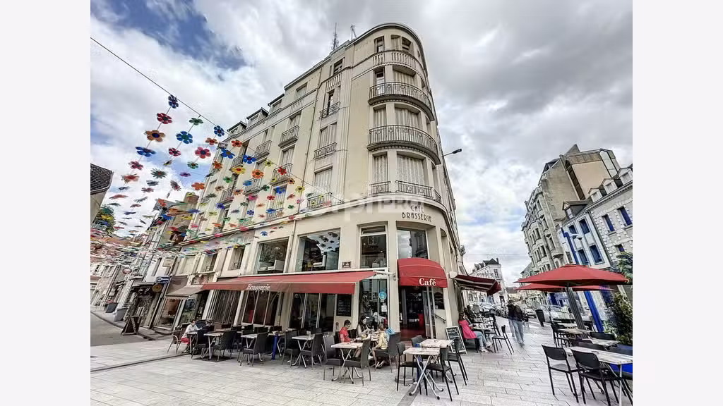 Bar brasserie à vendre hyper centre de Montluçon
