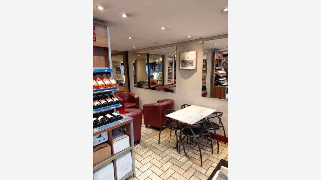 Bar tabac loto FDJ à vendre à Mussidan