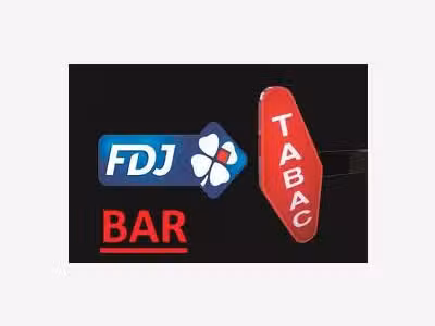 Vente bar tabac belle vitrine à Nantes prox gare