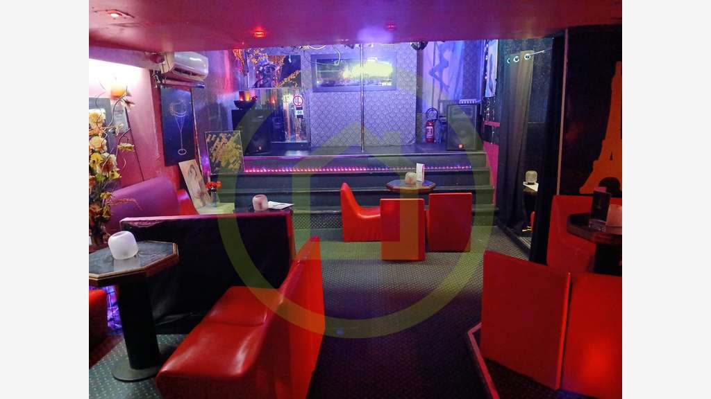 Vente cabaret - bar quartier mythique de Pigalle 