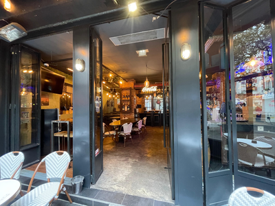 Av bar brasserie Tabac FDJ à Paris 9 Batignolles