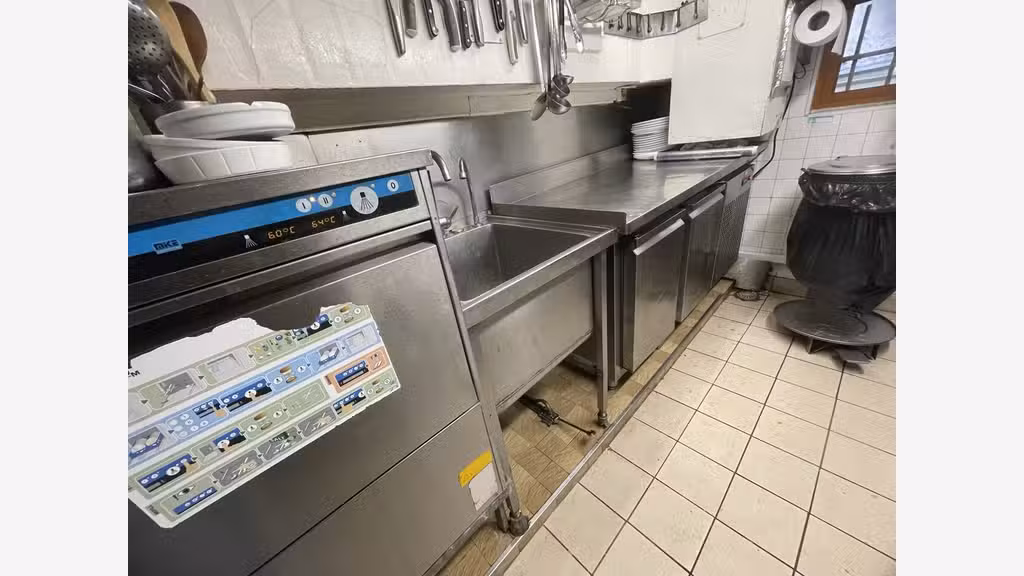 Cède affaire licence IV 40 couverts à Paris Odéon
