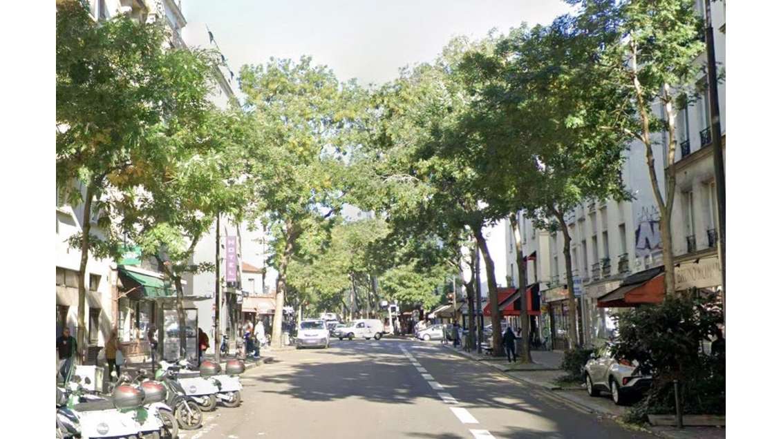 Vente café bar brasserie terrasse en angle à Paris