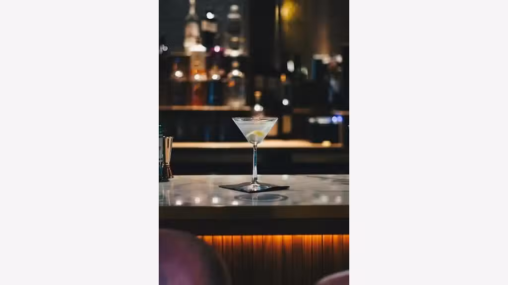 Vente bar pur licence IV à Paris South Pigalle