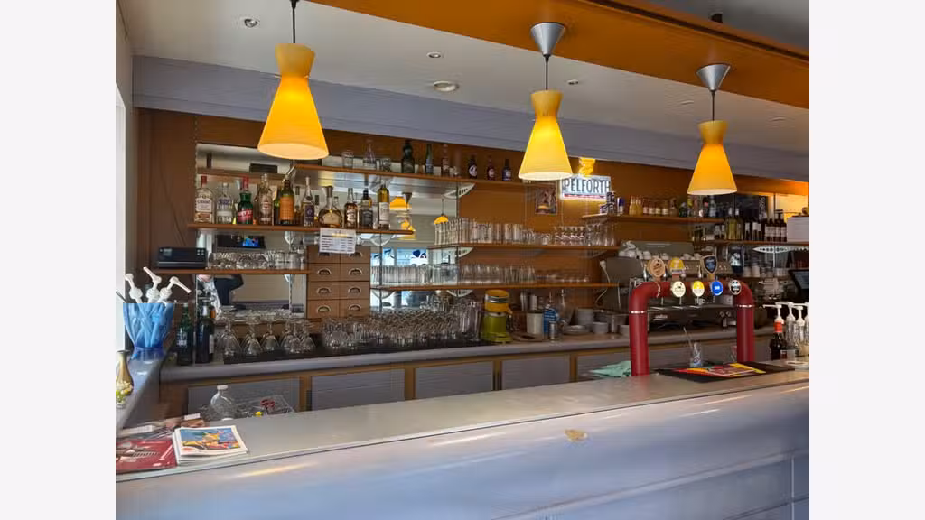 Vente bar tabac loto PMU brasserie à Pau centre