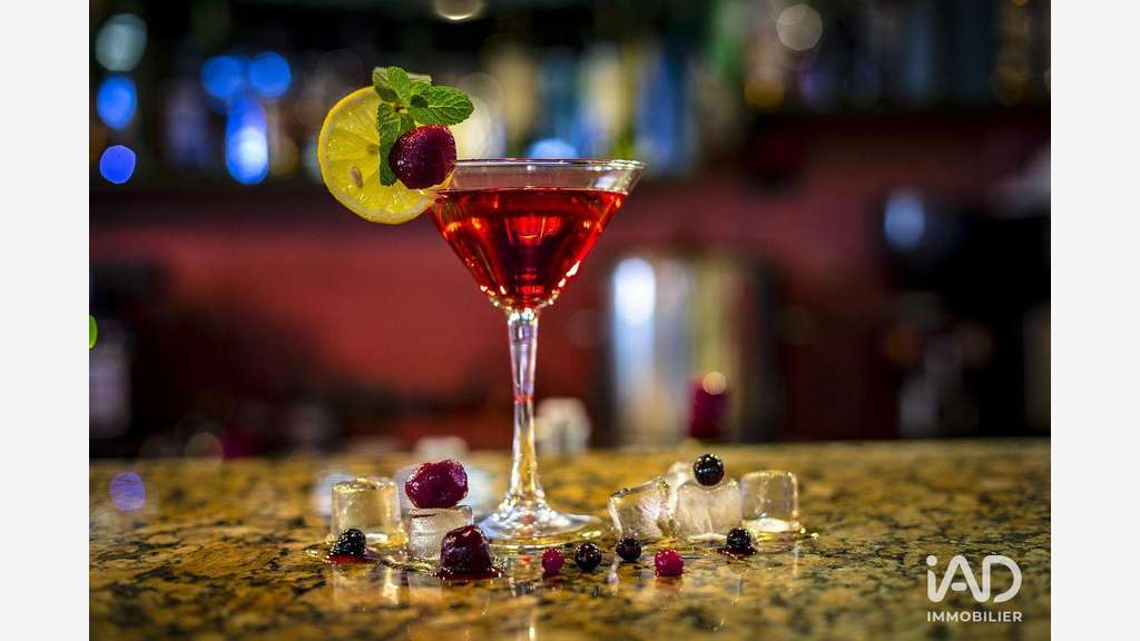 Vente bar tabac en centre-ville à Rochefort