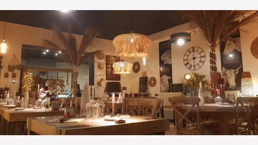 A Vendre restaurant bar unique à Saint-Affrique