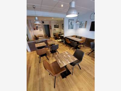 AV bar restaurant Lic IV de 250m² à Saint-Hilaire