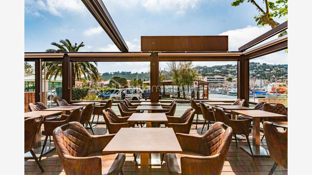 AV brasserie licence IV port de St Mandrier