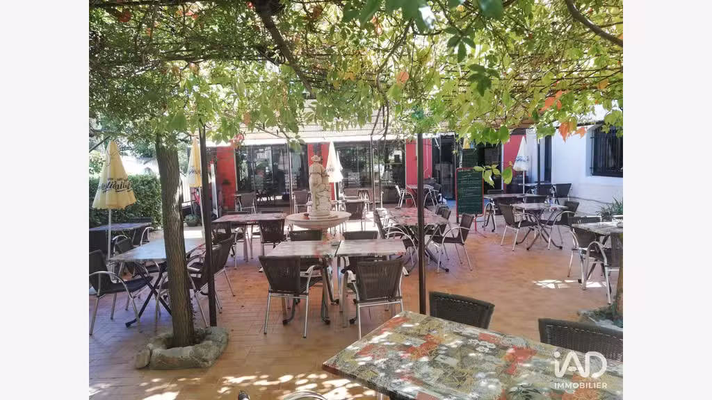 Bar brasserie à Saint-Remèze