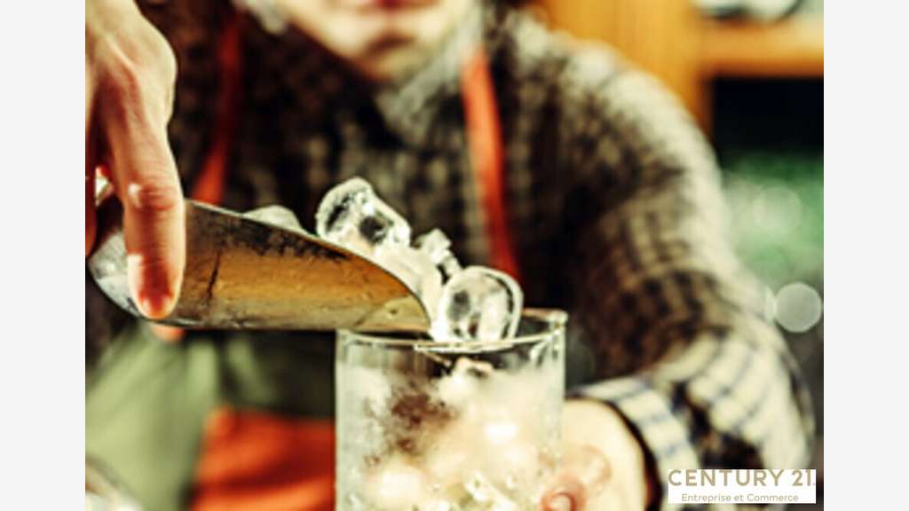 A vendre restaurant licence IV dans la Sarthe