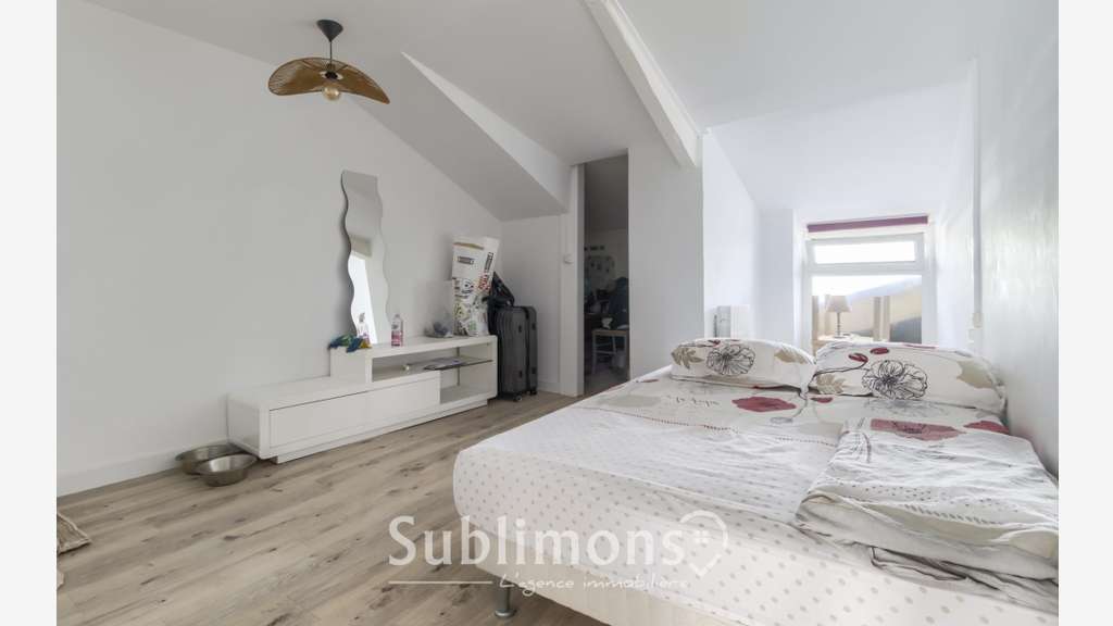 Restaurant bar de 229m² à vendre à Surzur