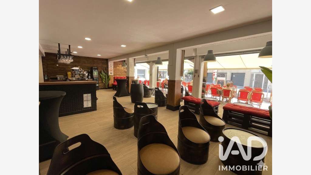 Vente magnifique bar pur glacier sur le Cap d’Agde