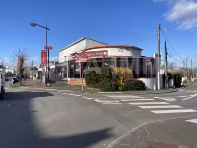 Vente bar restaurant d'angle empl 1er ordre à Rezé