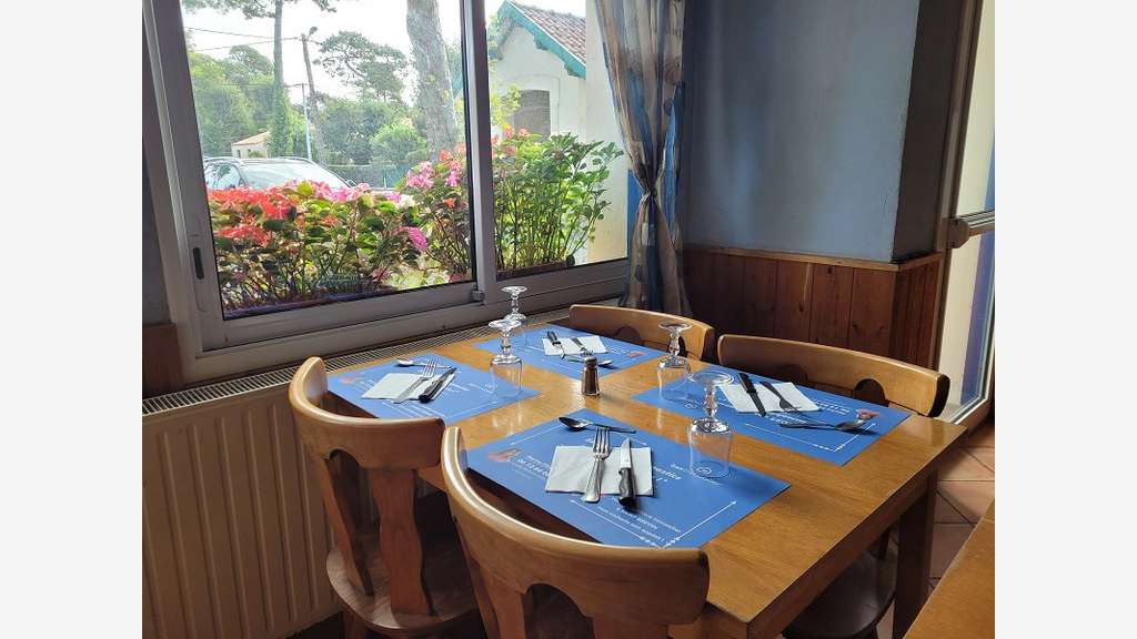 Vente bar restaurant midi à Saint Michel Chef Chef