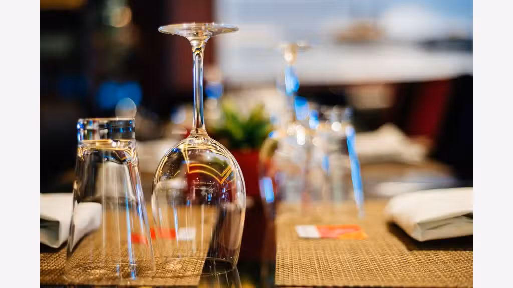 Vente bar restaurant tabac coeur village Landais