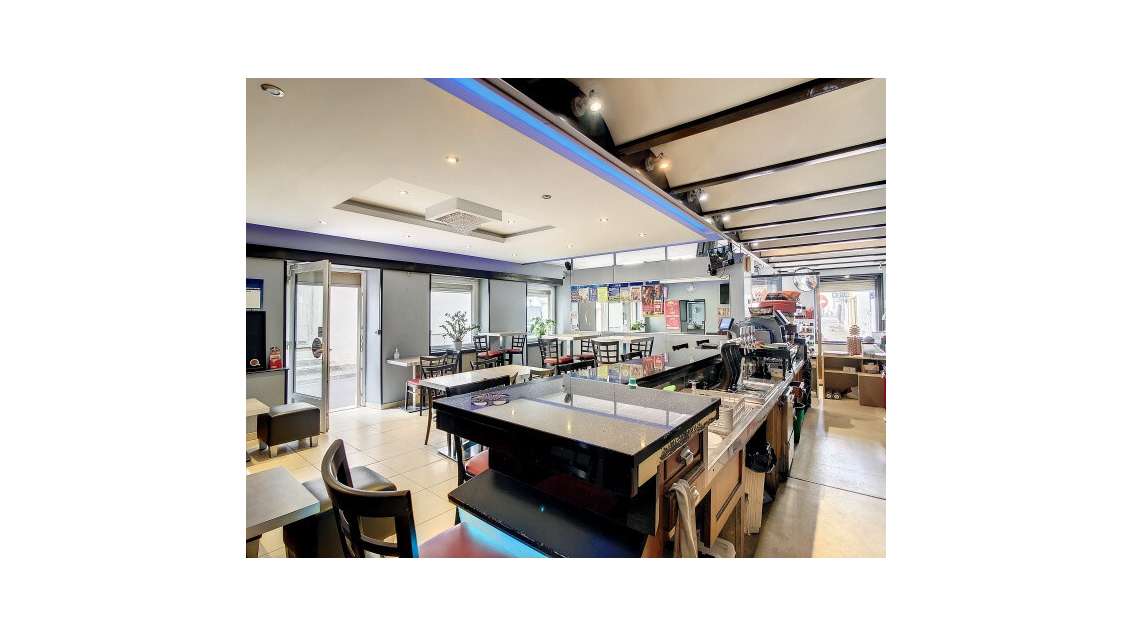 Vente bar tabac jeux sans concurrence directe 42