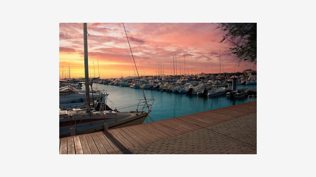 Vend bar tabac premium au bord de mer dept Var