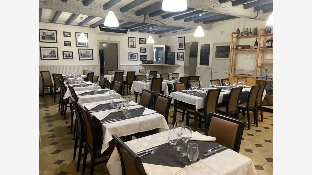 A vendre bar tabac restaurant terrasse à Lognes