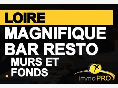 Av murs et fonds très beaux bar restaurant Feurs