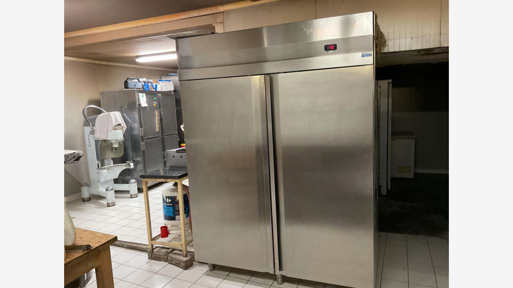 Av incontournable boulangerie Gers fermée 2 js/s