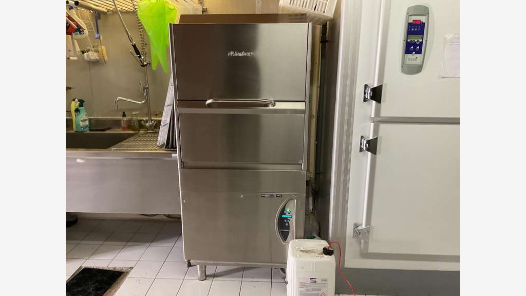 Av incontournable boulangerie Gers fermée 2 js/s
