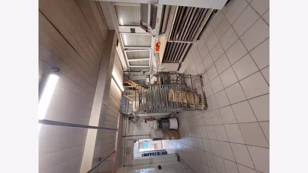 AV Belle boulangerie en station balnéaire Morbihan