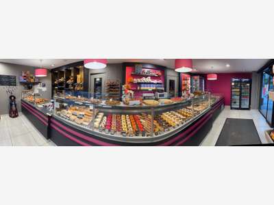 Vente belle et grande boulangerie de village Isère