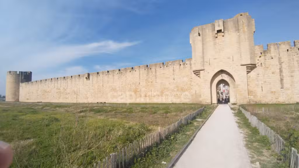 Vente FDJ bijoux à Aigues Mortes intra-muros