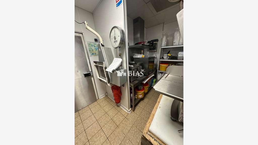 Cède boucherie sous marché couvert halles Yvelines