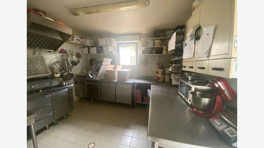Vente boulangerie dans un quartier de Saint-Malo