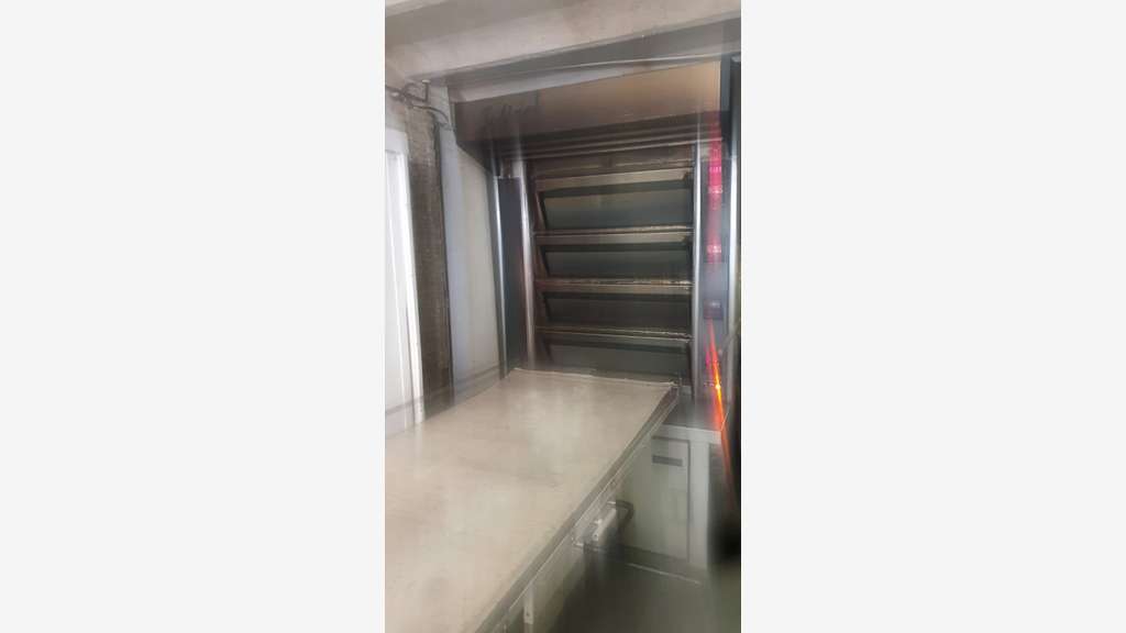 AV boulangerie en quartier dynamique de Marseille