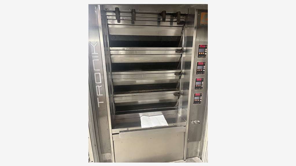 AV belle boulangerie à 200m de la mer Côte d'Azur